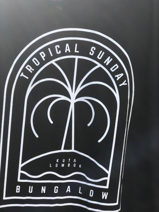 Tropical Sunday Bungalow - Surf And Stay Selong Belanak Exterior foto